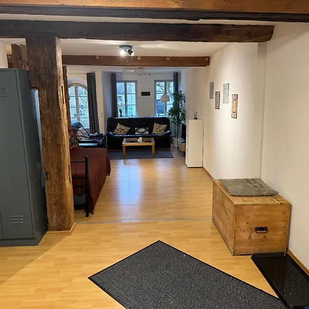 Geschichte Trifft Auf Moderne! *